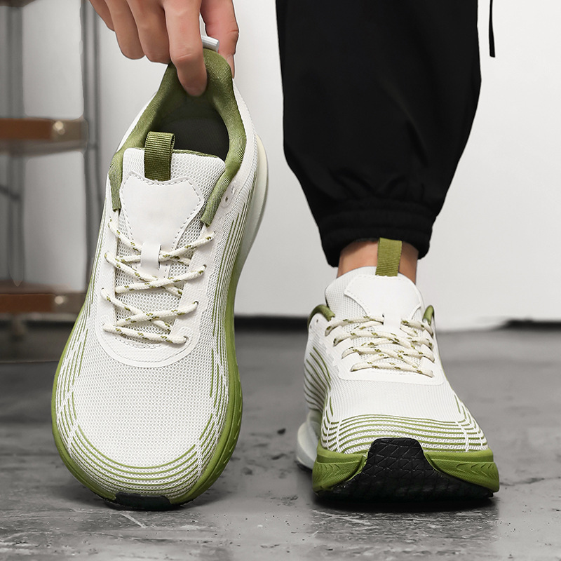 Sneaker Case - Man Wide Toe Box Running Shoe